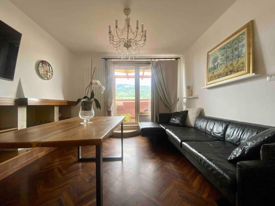 L'Attico Sul Fiume Center Home 아스콜리피체노 외부 사진